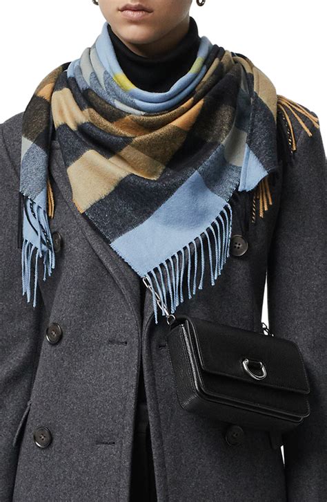 burberry cashmere scarf review.